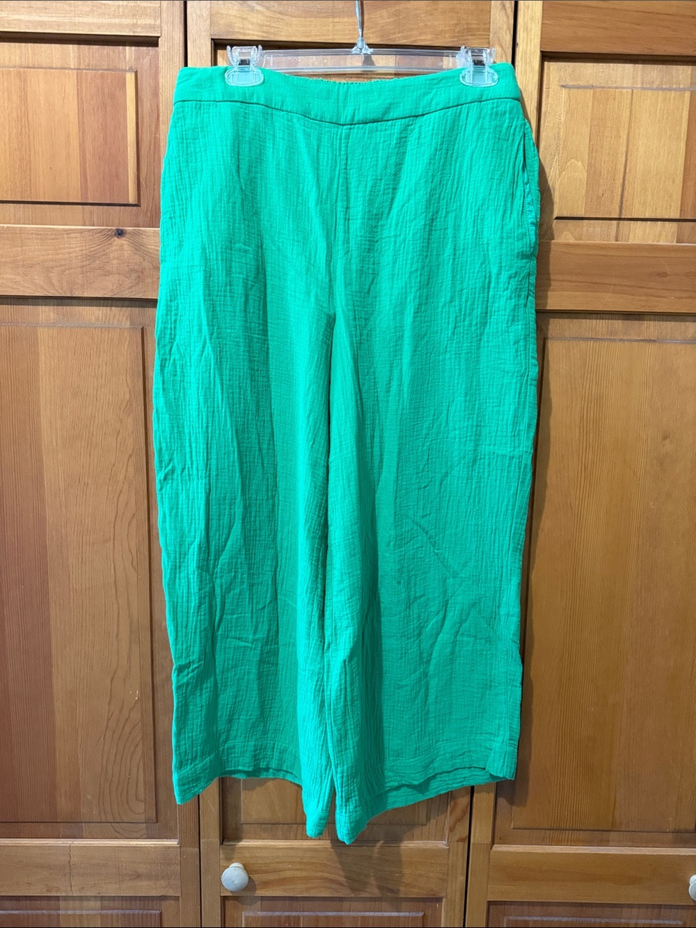 Boden Guaze Cropped Wide Leg Green Pants